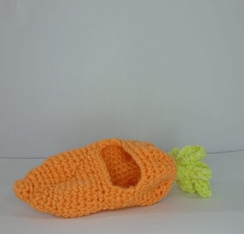 Carrot Hay Roller