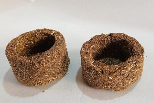 Timothy Hay Cups 1pc - Image 4