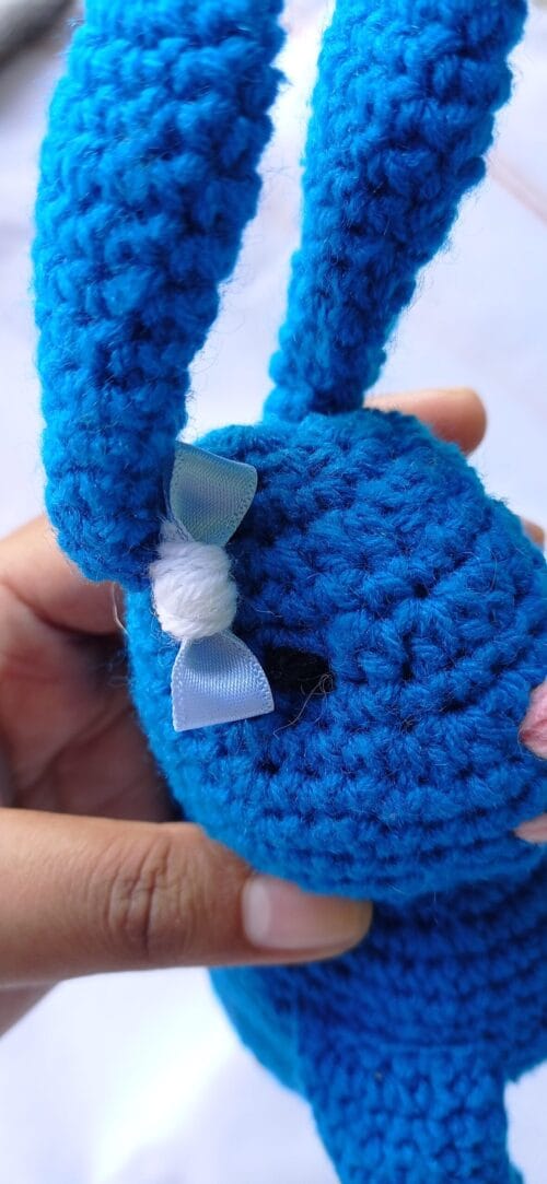 BLUE BUN GUY - Image 8