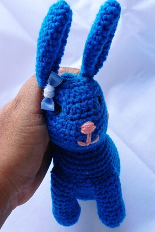 BLUE BUN GUY - Image 5