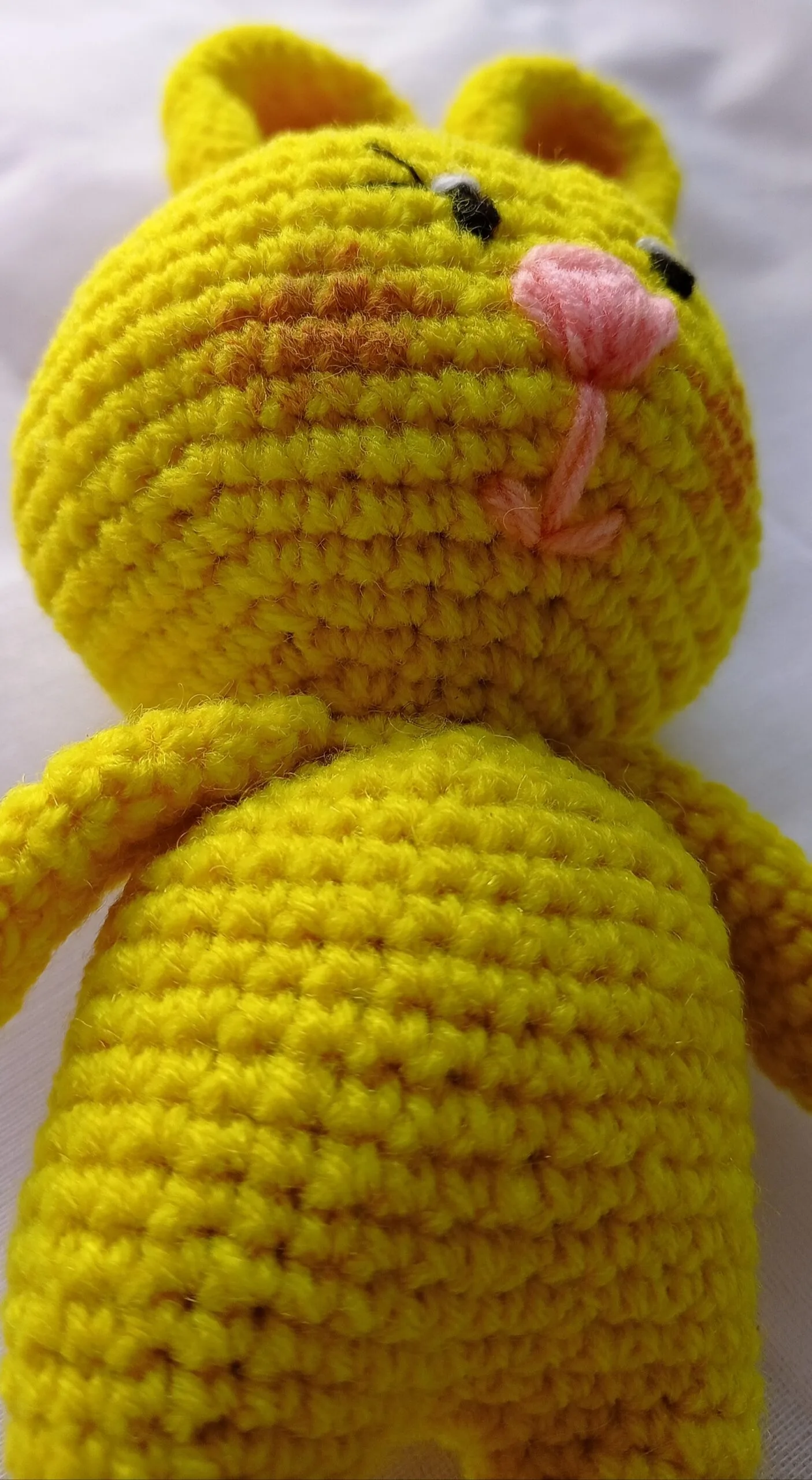 YELLOW BUNNY GIRL - Image 3